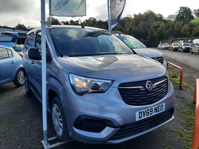 Vauxhall Combo Cargo 2300 1.5 Turbo D 100ps H1 Sportive Van Panel Van Diesel Grey