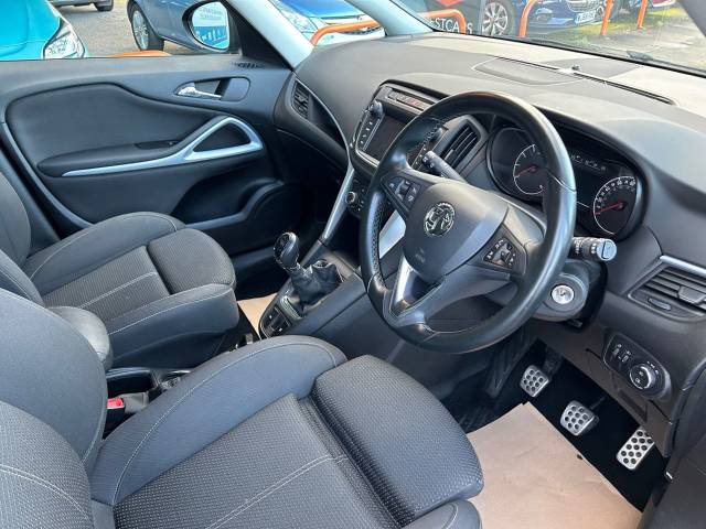 2016 Vauxhall Zafira 1.4T SRi Nav 5dr