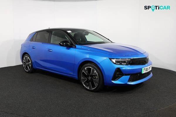 Vauxhall Astra 0.0 115kW Ultimate 54kWh 5dr Auto Hatchback Electric Blue