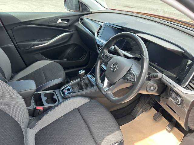 2022 Vauxhall Grandland 1.2 Turbo SRi 5dr