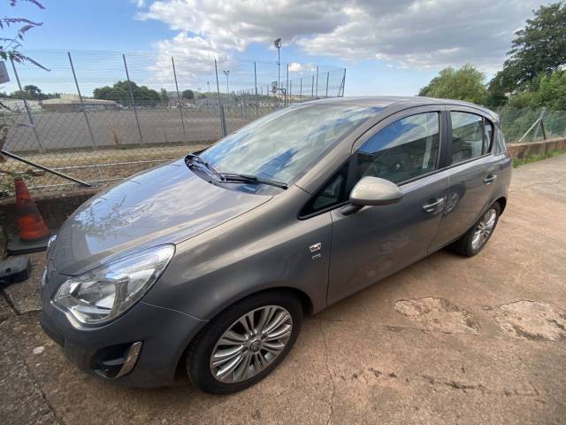 Vauxhall Corsa 1.4 SE 5dr Hatchback Petrol Brown
