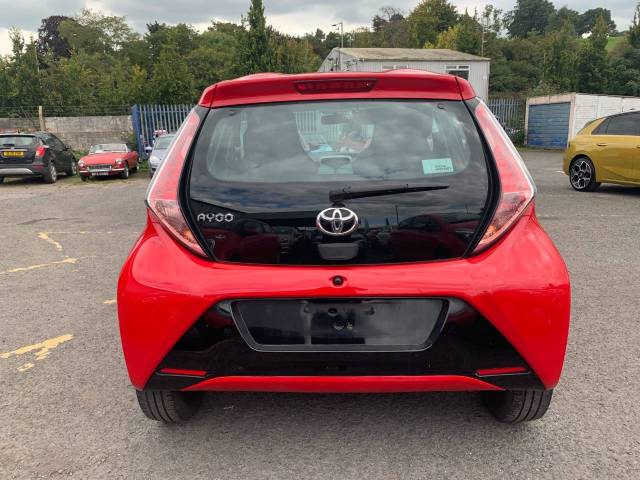 2017 Toyota Aygo 1.0 VVT-i X-Play 5dr