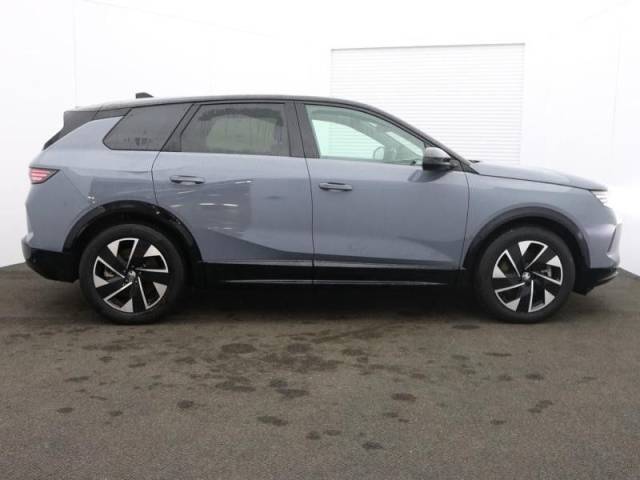 Vauxhall Grandland 0.0 157kW GS 73kWh 5dr Auto Hatchback Electric Grey