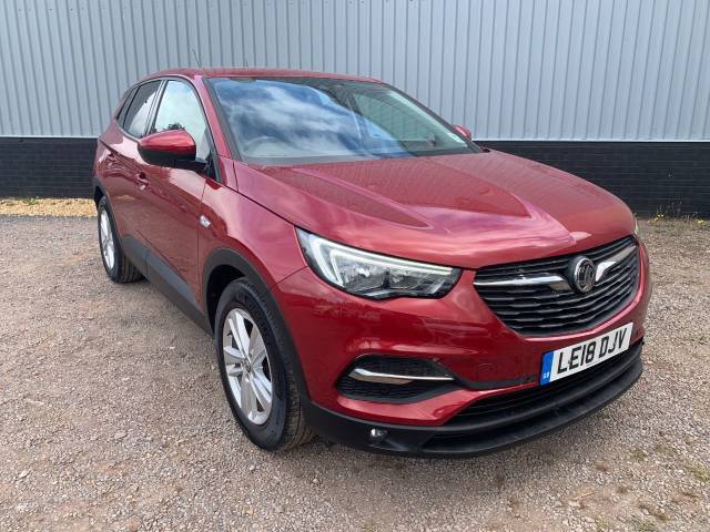 Vauxhall Grandland X 1.2 Turbo SE 5dr Hatchback Petrol Red